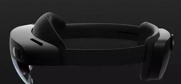 1551495386394499.jpg 配图5 VR终端和应用.jpg